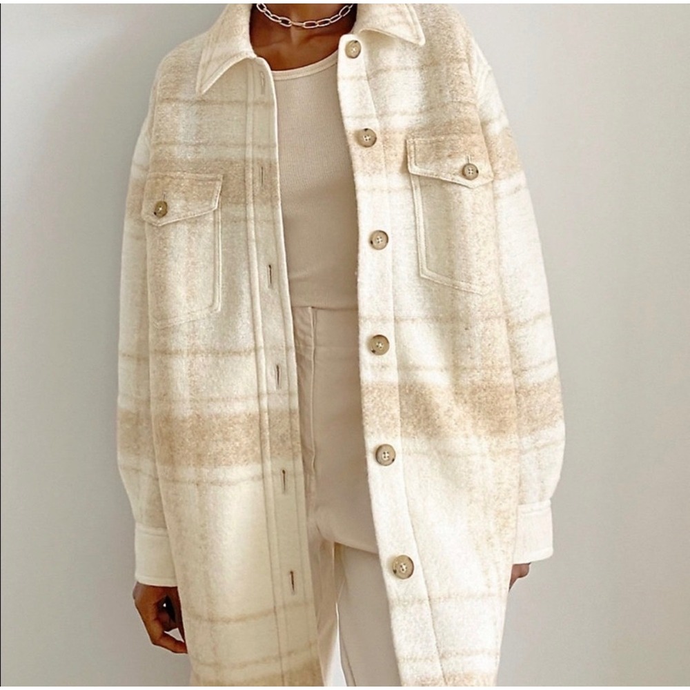 Aritzia Wilfred Free Shirt Jacket Shacket Ganna plaid cream tan small